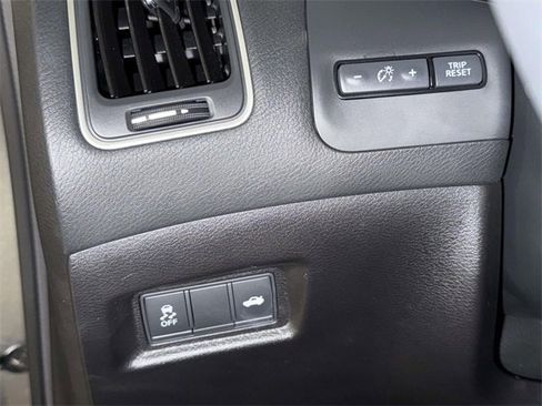Used 2022 INFINITI Q50 Sensory image 27