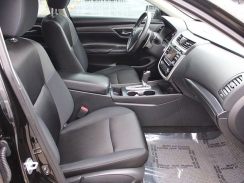 Used 2018 Nissan Altima 2.5 SR image 17