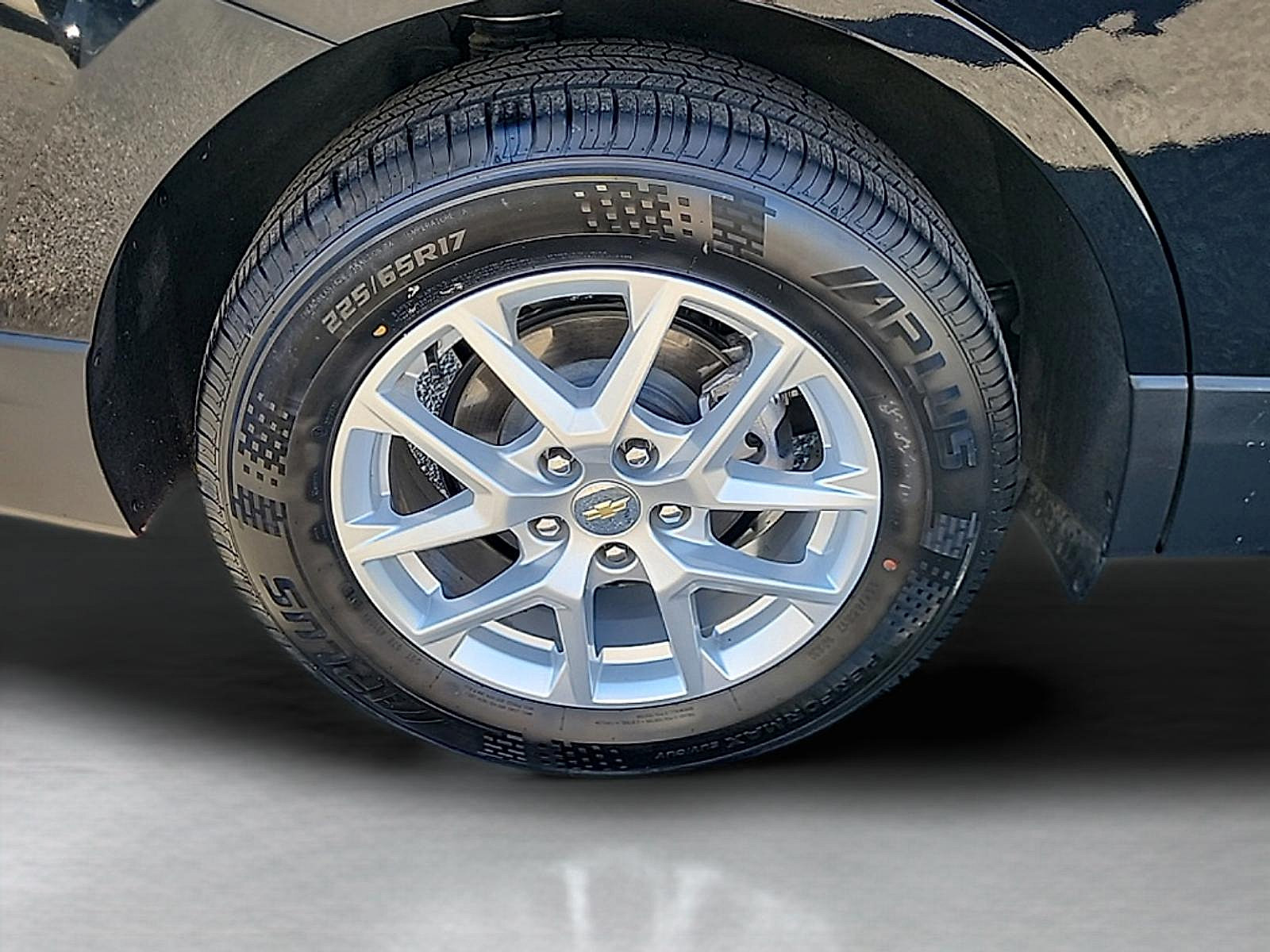 Used 2024 Chevrolet Equinox LT AWD/4WD image 9