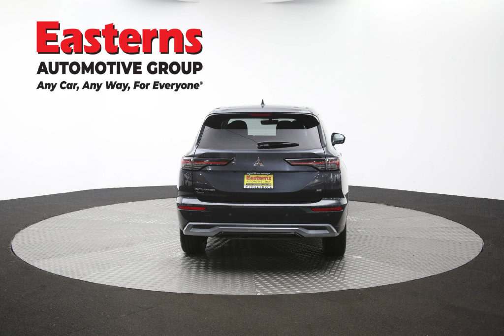 Used 2025 Mitsubishi Outlander SE FWD image 39