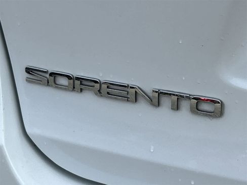 Used 2019 Kia Sorento EX image 7