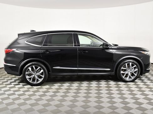 Certified 2024 Acura MDX SH-AWD w/ Technology Package image 5