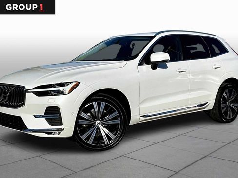 Used 2023 Volvo XC60 B5 Plus w/ Climate Package image 1