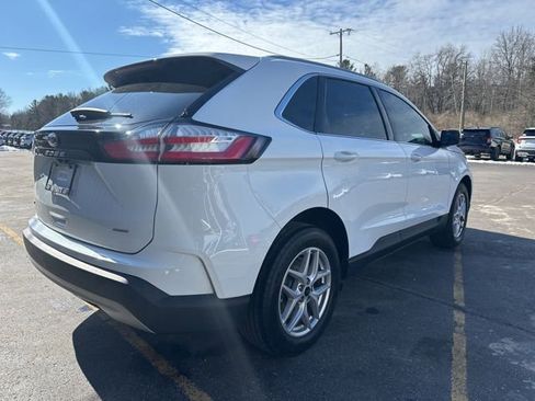 Used 2023 Ford Edge SEL w/ Convenience Package image 6