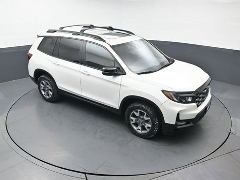Used 2023 Honda Passport TrailSport image 48