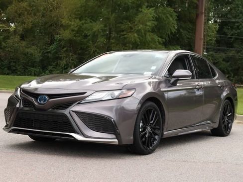 Used 2024 Toyota Camry XSE image 1