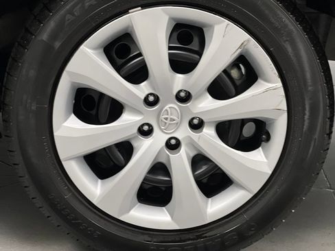 Used 2024 Toyota Corolla LE FWD image 62