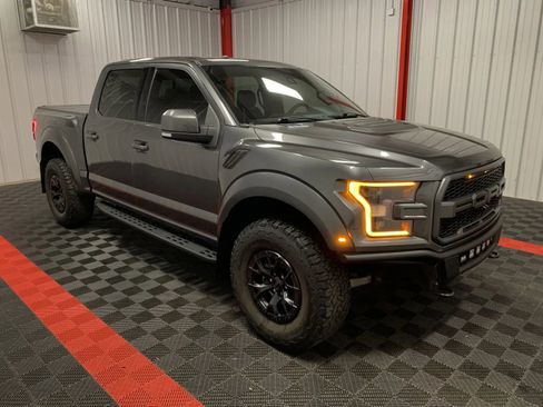 Used 2018 Ford F150 Raptor w/ Equipment Group 802A Luxury image 5
