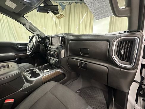 Certified 2022 Chevrolet Silverado 1500 RST image 21