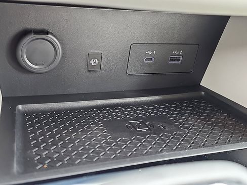 New 2025 Nissan Pathfinder SL image 15