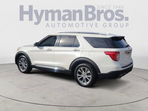 Used 2022 Ford Explorer Limited w/ Equipment Group 301A image 5
