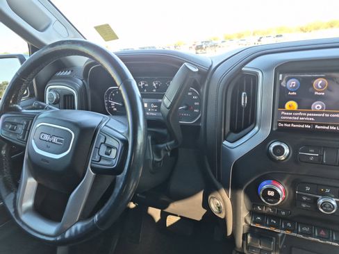 Used 2019 GMC Sierra 1500 SLT image 22