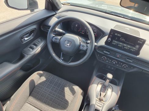 New 2026 Honda HR-V Sport image 18