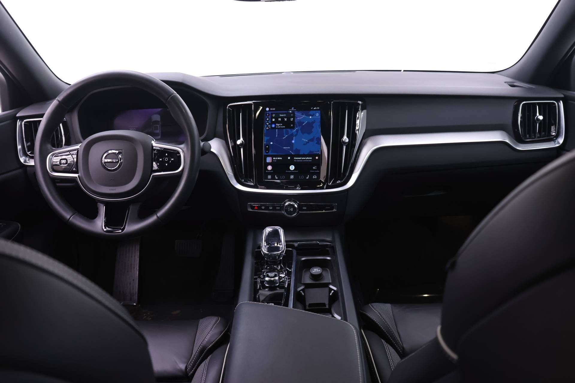 Certified 2024 Volvo S60 B5 Plus w/ Protection Package Premier FWD image 8