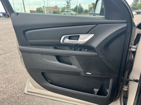 Used 2011 GMC Terrain SLE AWD/4WD image 25