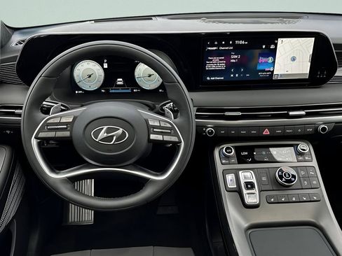 Used 2025 Hyundai Palisade Calligraphy image 17