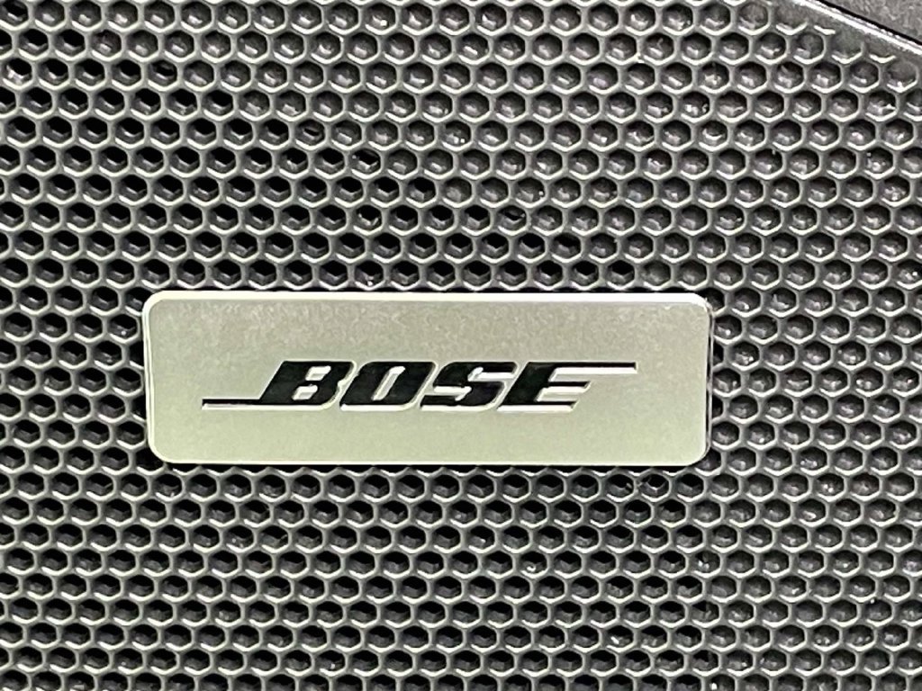 Certified 2025 Porsche Cayenne AWD/4WD image 35