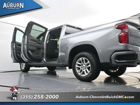 Used 2024 Chevrolet Silverado 1500 RST w/ Z71 Off-Road Package AWD/4WD image 39