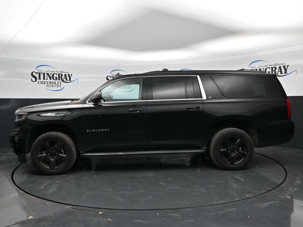 Used 2020 Chevrolet Suburban LT w/ LT Midnight Edition RWD image 4