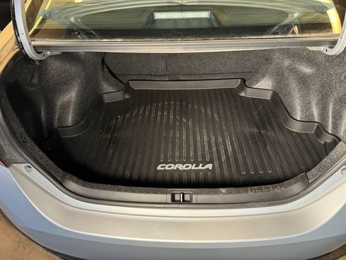 Used 2019 Toyota Corolla SE FWD image 22