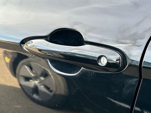 Used 2019 Toyota Camry XSE image 19