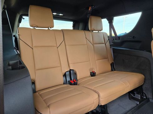 New 2026 Cadillac Escalade ESV Luxury image 31