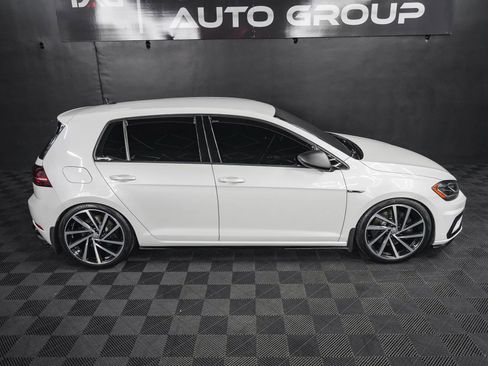 Used 2019 Volkswagen Golf 4-Door image 18