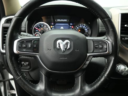 Used 2019 RAM 1500 Laramie image 12