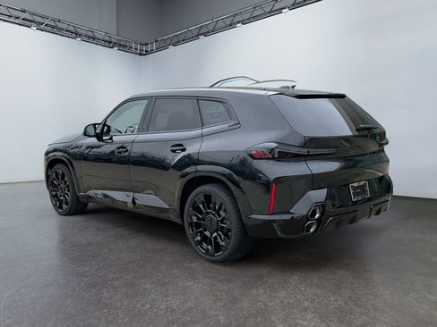 Used 2026 BMW XM Label Red image 5