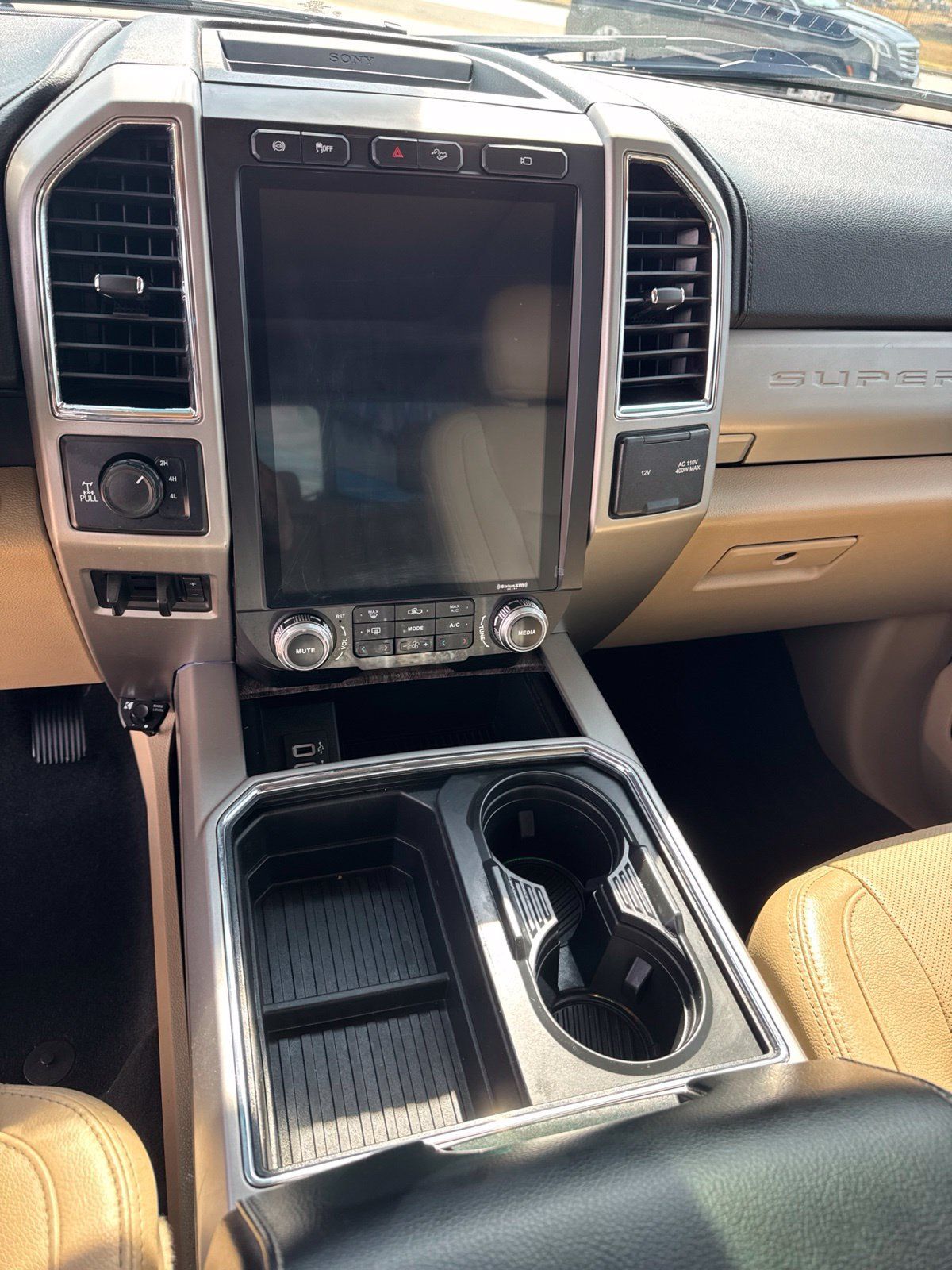 Used 2018 Ford F250 Lariat w/ Lariat Ultimate Package AWD/4WD image 13