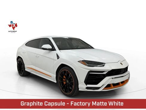 Used 2022 Lamborghini Urus AWD/4WD image 51