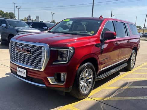 Used 2023 GMC Yukon XL Denali w/ LPO, Floor Liner Package AWD/4WD image 11