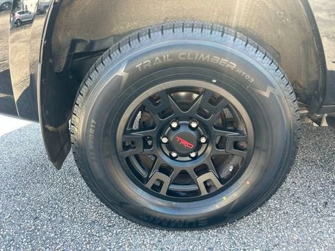 Used 2021 Toyota 4Runner Venture image 5