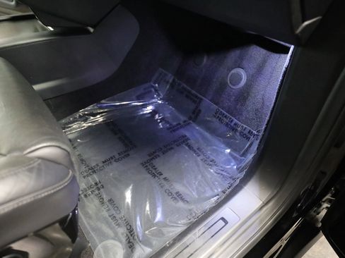 Used 2016 Tesla Model X 75D image 31