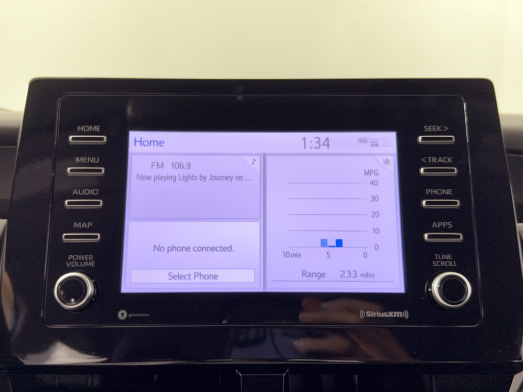 Used 2024 Toyota Camry SE FWD image 23