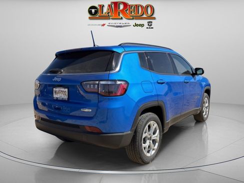 New 2026 Jeep Compass Latitude image 7