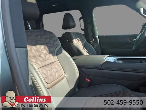 Certified 2025 Nissan Armada Platinum Reserve image 15