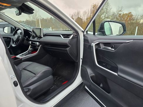 Used 2021 Toyota RAV4 TRD Off-Road image 13