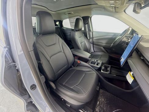 New 2026 Ford Mustang Mach-E Premium image 28