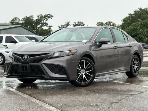 Used 2023 Toyota Camry SE image 42