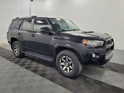 Used 2018 Toyota 4Runner TRD Off-Road Premium image 11