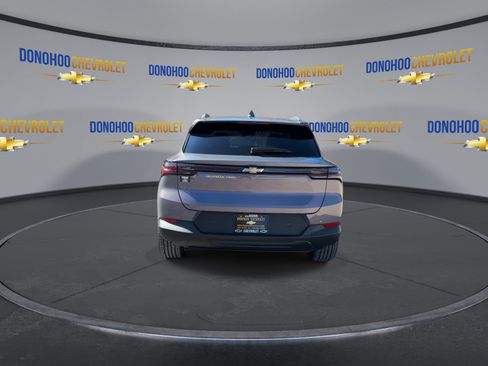 New 2026 Chevrolet Equinox EV LT image 10