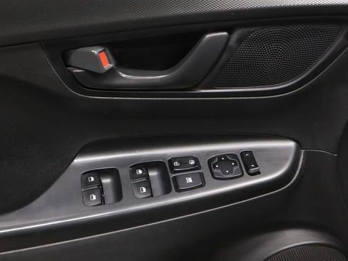 Used 2022 Hyundai Kona SEL FWD image 22