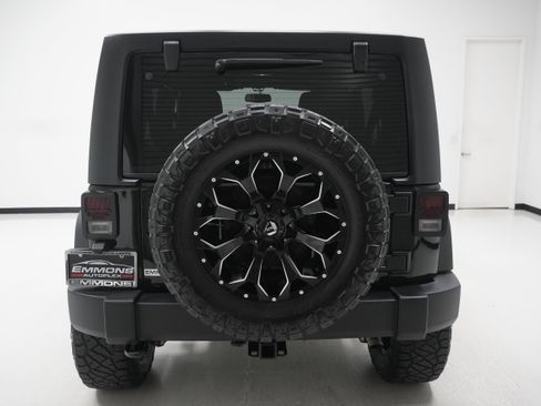 Used 2018 Jeep Wrangler Unlimited Sport S image 5