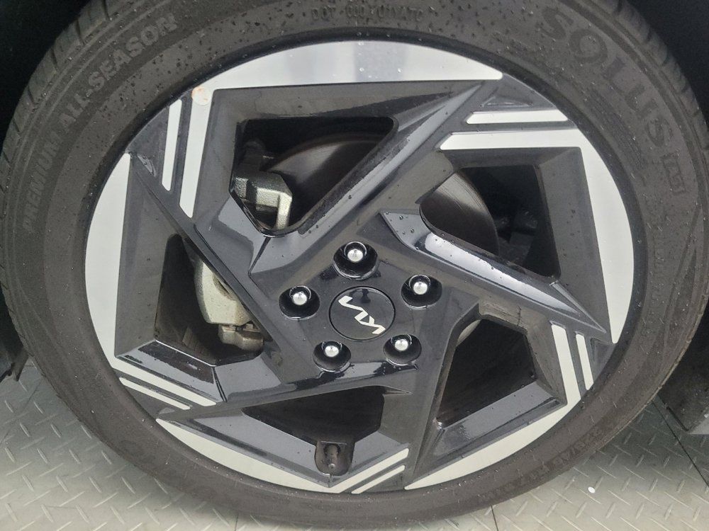 Used 2025 Kia K4 EX FWD image 31