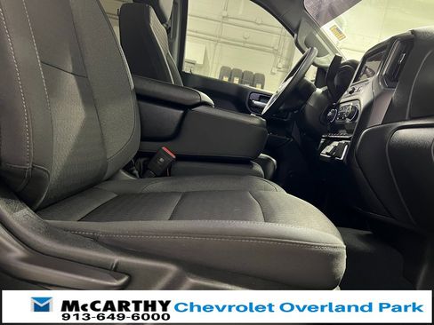 Used 2023 Chevrolet Silverado 1500 Custom image 24