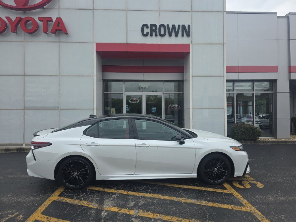 Used 2023 Toyota Camry XSE w/ Navigation Package FWD image 2