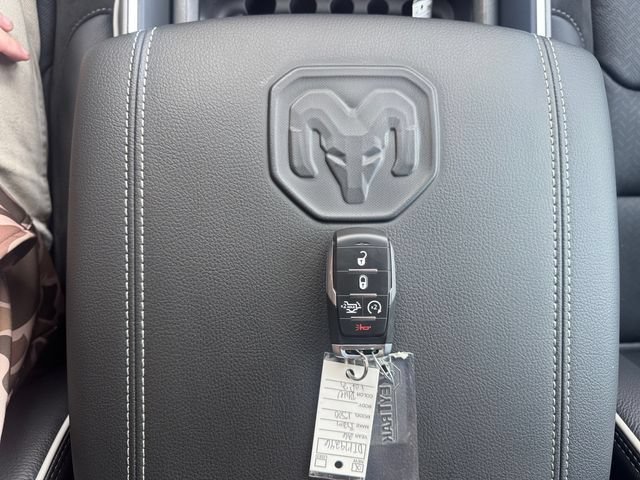 Used 2026 RAM 1500 Laramie w/ Sport Appearance Package AWD/4WD image 30