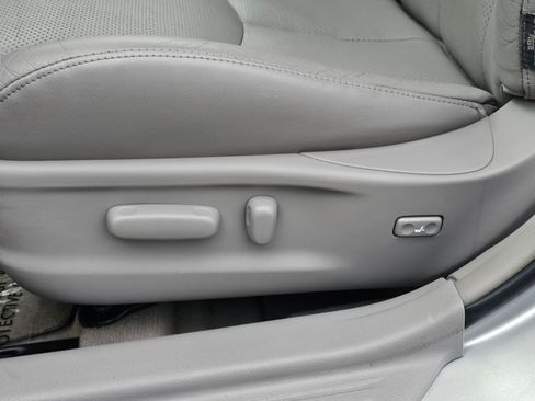 Used 2007 Toyota Camry SE image 29