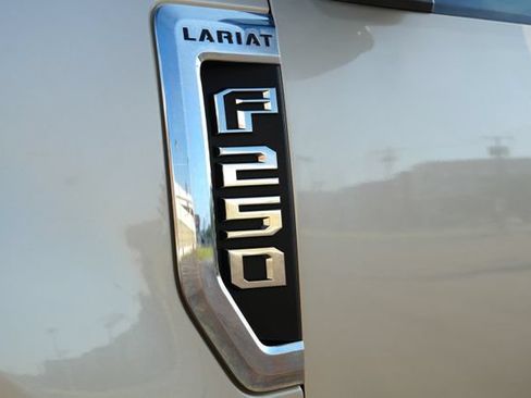 Used 2017 Ford F250 Lariat w/ Chrome Package AWD/4WD image 63